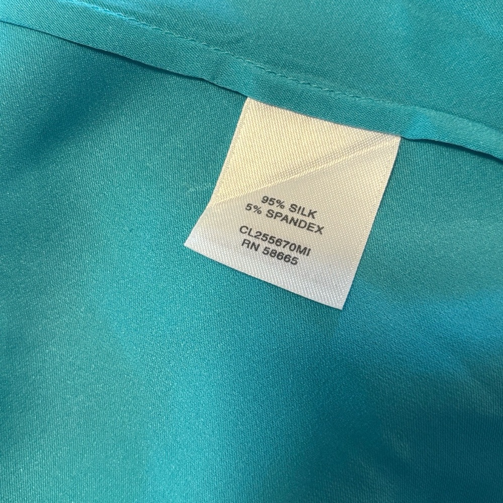 shirt size small - Picture 5 of 5